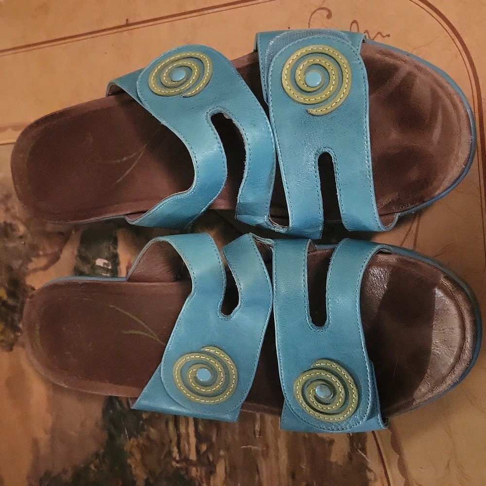 Dansko Dixies Teal Green Sandals With Velcro Strap